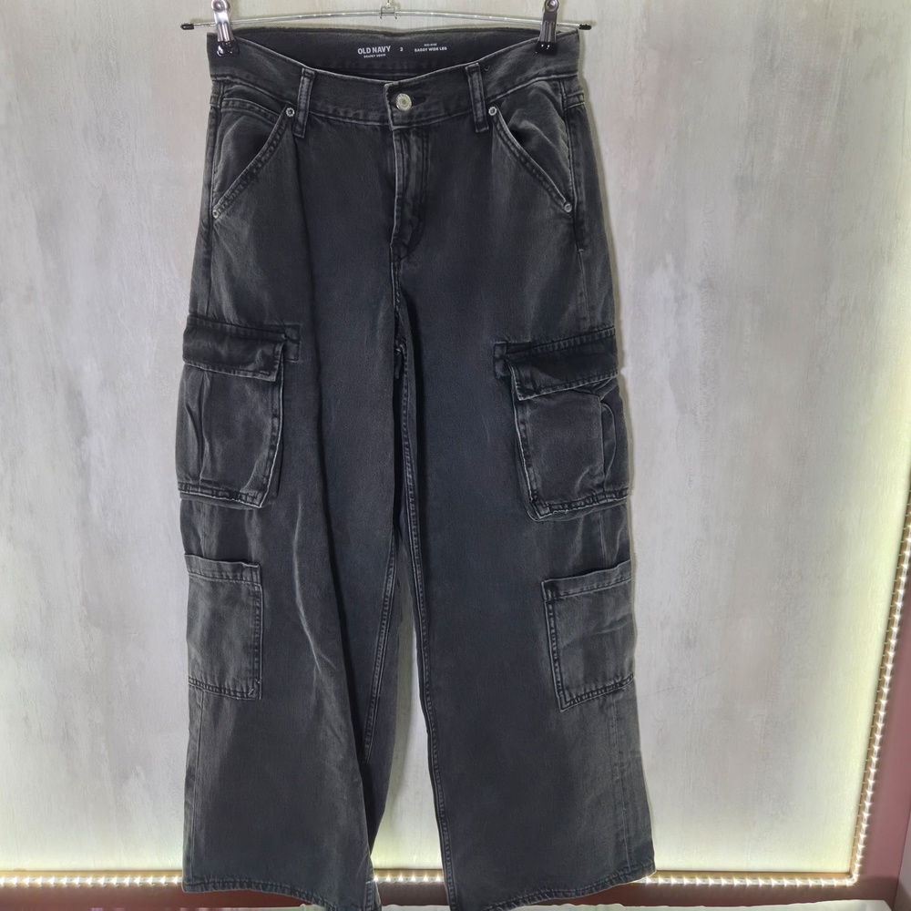 Old Navy Jeans Womens 2 Gray Drapey Denim Baggy Wide Leg Cargo Pockets